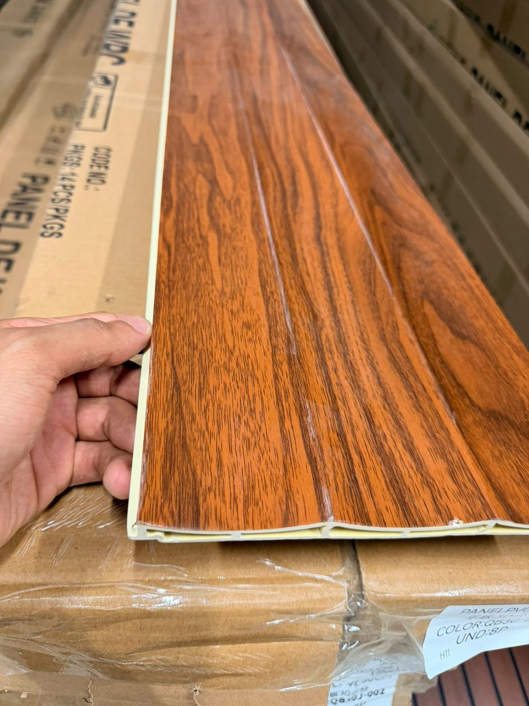Panel de madera veteada